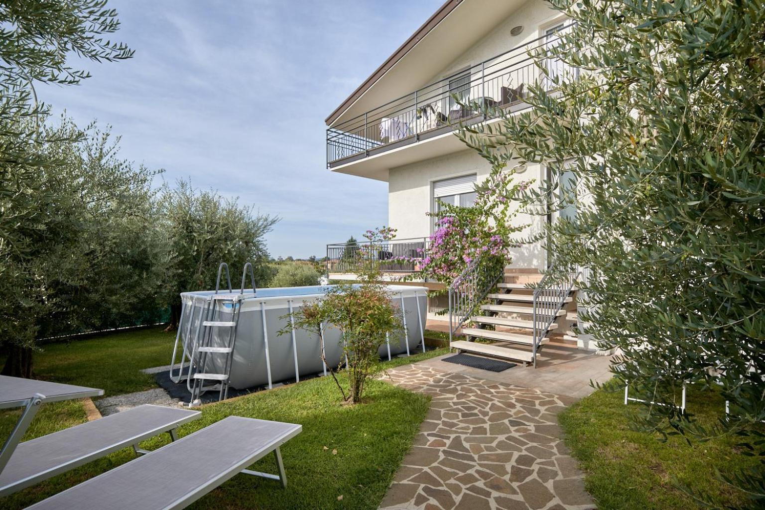 App. Mimosa Minerva Holiday Home مانربا ديل جاردا المظهر الخارجي الصورة